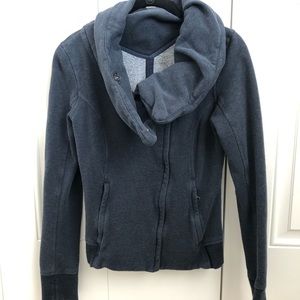 Lululemon Jacket in Navy